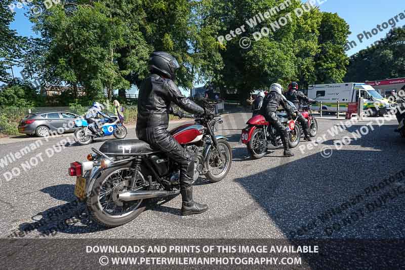 cadwell park;cadwell park photographs;cadwell trackday photographs;enduro digital images;event digital images;eventdigitalimages;peter wileman photography;racing digital images;trackday digital images;trackday photos